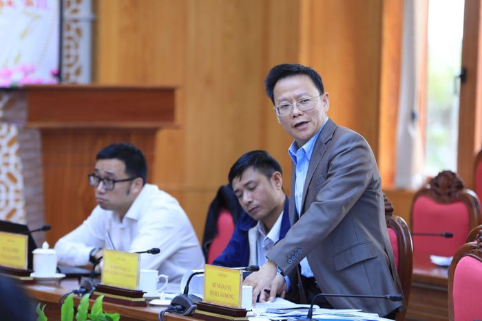 Phó Giám đốc Sở Ngoại vụ Lâm Đồng Nguyễn Quốc Tuyến góp ý một số nội dung về kết quả thẩm định Quy hoạch chung xã Quảng Trực