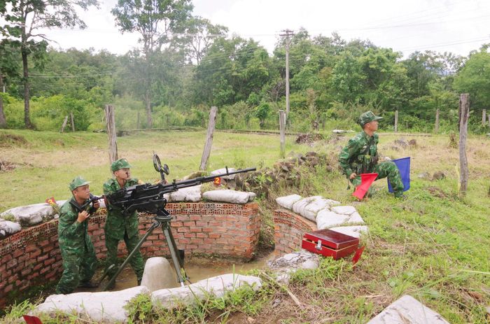Cán bộ, chiến sĩ Đồn Biên phòng Đăk M'Bai nâng cao chất lượng huấn luyện
