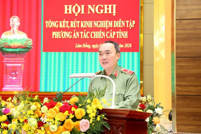 Thiếu tướng Trương Minh Đương, Ủy viên Ban Thường vụ Tỉnh ủy, Giám đốc Công an tỉnh phát biểu khai mạc hội nghị