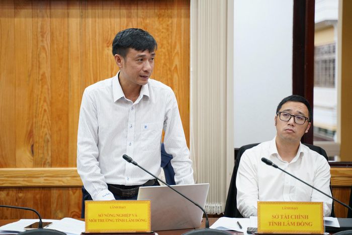 Phó Giám đốc Sở Nông nghiệp và Môi trường Bùi Thanh Hà góp ý bổ sung vào Đồ án Quy hoạch chung các xã