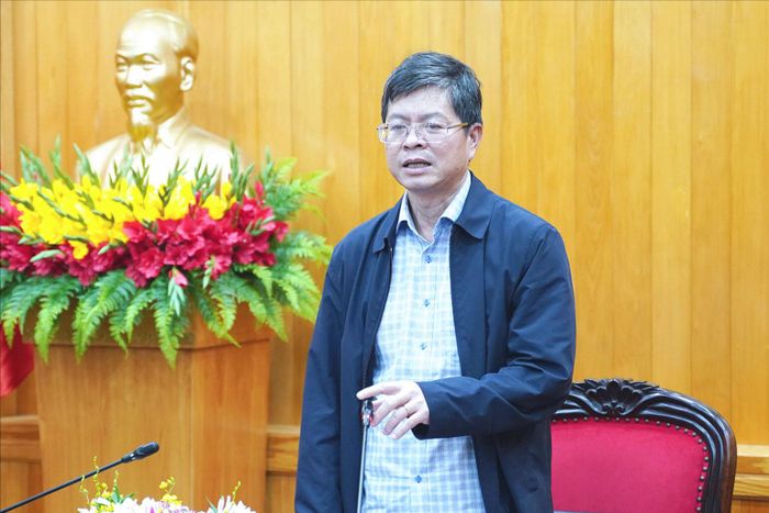 Ủy viên Ban Thường vụ Tỉnh ủy, Phó Chủ tịch Thường trực UBND tỉnh Nguyễn Hồng Hải yêu cầu các xã linh hoạt, chủ động hoàn thiện đồ án quy hoạch hiệu quả, có tính khả thi cao
