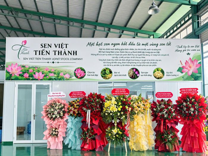 1 cơ sở sơ chế hạt sen mới đi vào hoạt động tại Hồng Sơn