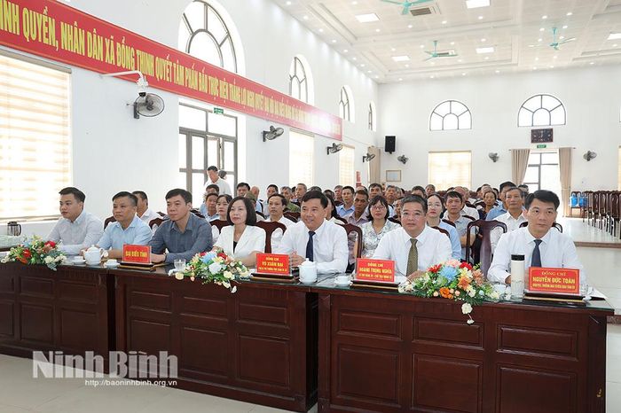 Các đại biểu dự hội nghị.