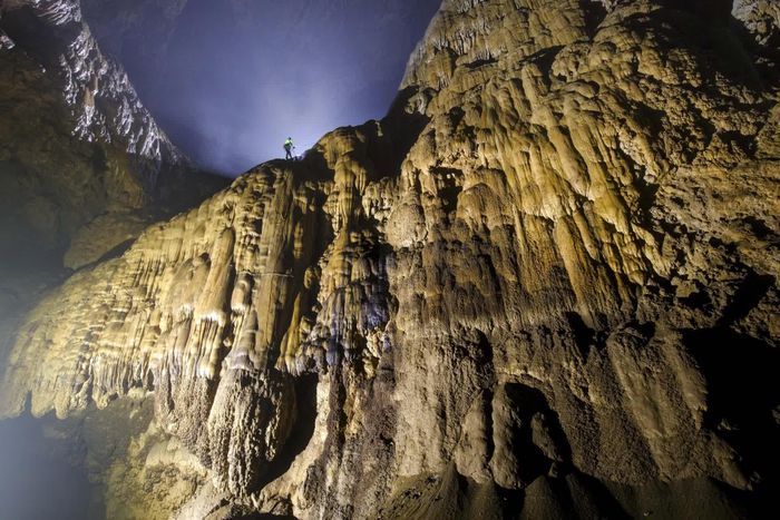 Tour thám hiểm Sơn Đoòng đã kín chỗ đến hết năm 2028 - Ảnh: Ryan Deboodt