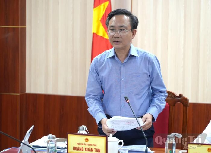 Đồng chí Hoàng Xuân Tân, Phó Chủ tịch UBND tỉnh phát biểu kết luận tại buổi làm việc - Ảnh: T.Đ