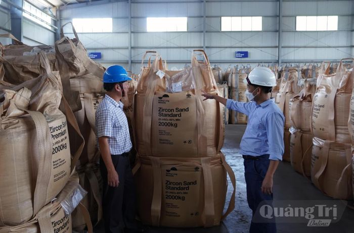 Sản phẩm của Công ty CP Khoáng sản Hoàng Long được xuất bán qua thị trường Nhật, Hàn Quốc và các nước châu Âu - Ảnh: L.Chi