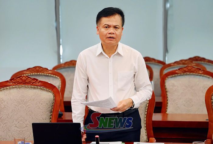 Lãnh đạo Sở Nông nghiệp và Môi Trường phát biểu tại cuộc họp