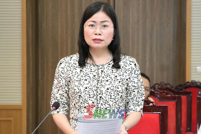Lãnh đạo Sở Khoa học và Công nghệ báo cáo tại cuộc họp.