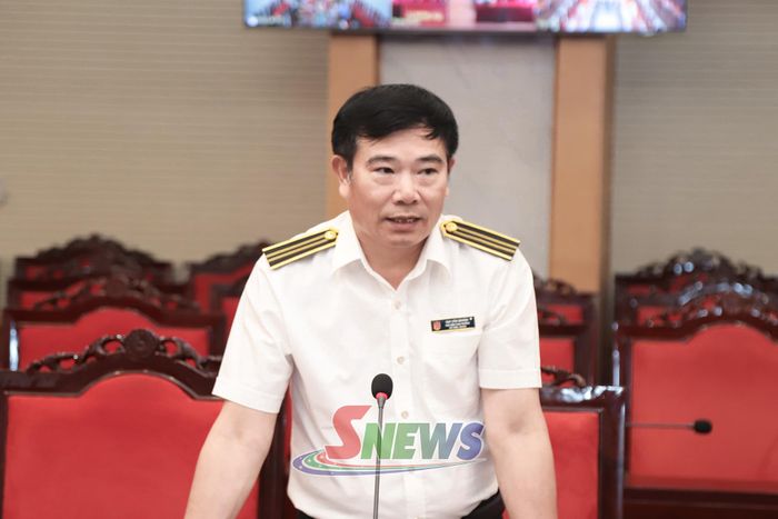 Đồng chí Phó Kiểm toán trưởng Khu vực I, Trưởng đoàn Kiểm toán phát biểu tại hội nghị.