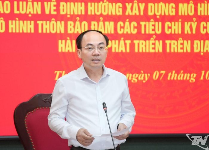 Đồng chí Nguyễn Đăng Bình kết luận Hội nghị.
