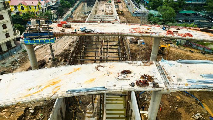 Theo quy hoạch thiết kế, khi hoàn thành, nút giao sẽ hình thành tổ hợp hầm chui, cầu nhánh và đường dẫn nhiều tầng. Công trình được kỳ vọng trở thành một đầu mối giao thông quan trọng, hỗ trợ kết nối Vành đai 3,5 với Đại lộ Thăng Long và các tuyến đường khu vực phía Tây Thủ đô.
