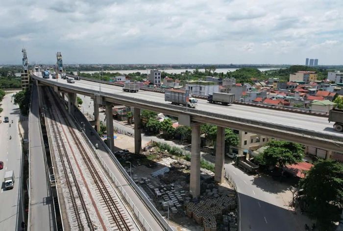 Sở Xây dựng Hà Nội điều chỉnh giao thông qua cầu Thăng Long từ ngày 9/10. (Ảnh minh hoạ).