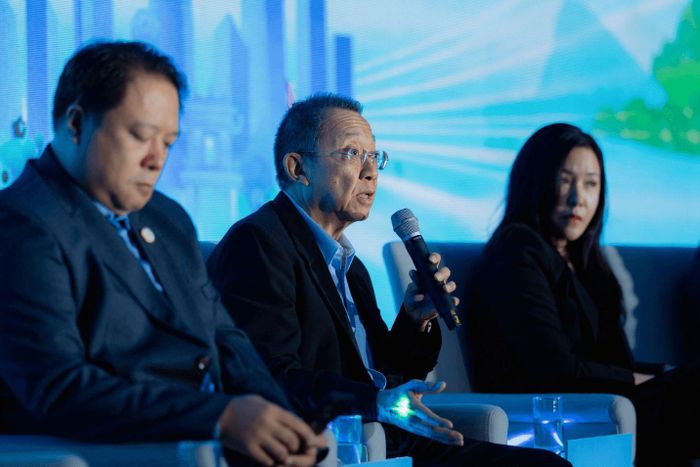 Ông Larry Lee chia sẻ kinh nghiệm của SABECO trong phiên thảo luận (Ảnh: BTC)
