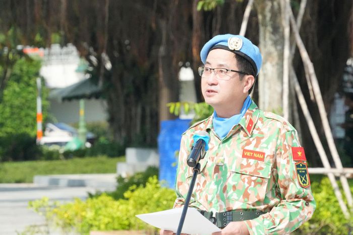 Thiếu tướng Phạm Mạnh Thắng, Bí thư Đảng ủy, Cục trưởng Cục Gìn giữ hòa bình Việt Nam phát biểu tại buổi lễ. Ảnh: Thạc Hiếu