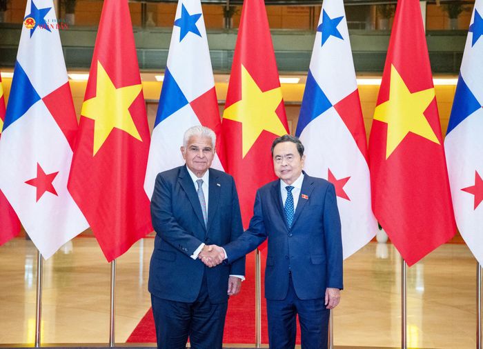 Chủ tịch Quốc hội Trần Thanh Mẫn và Tổng thống Cộng hòa Panama José Raúl Mulino