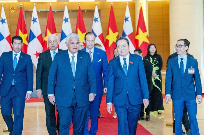 Chủ tịch Quốc hội Trần Thanh Mẫn và Tổng thống Cộng hòa Panama José Raúl Mulino
