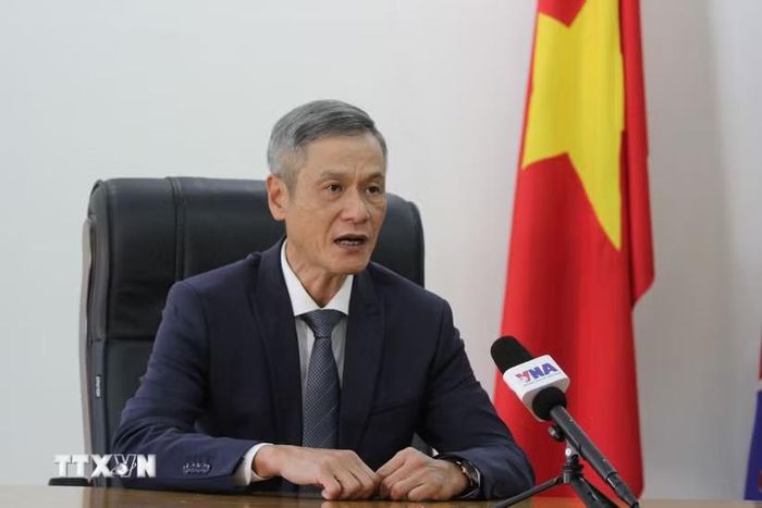 Đại sứ Việt Nam tại Campuchia Nguyễn Minh Vũ trả lời phỏng vấn của phóng viên TTXVN thường trú tại Phnom Penh, Campuchia. Ảnh: Minh Hưng/TTXVN