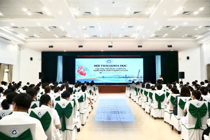 Hội thảo đã lắng nghe và thảo luận 5 báo cáo khoa học mang tính chuyên sâu và thực tiễn cao