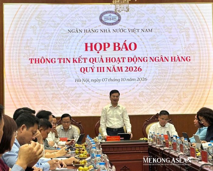 Phó Thống đốc NHNN Phạm Thanh Hà điều hành cuộc họp báo về kết quả hoạt động ngân hàng quý 3/2026. Ảnh: Thu Trang/Mekong ASEAN