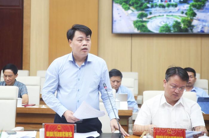 Đại diện lãnh đạo Ban Quản lý dự án khu vực Vĩnh Phúc giải trình, làm rõ tình hình giải ngân các dự án giao thông sử dụng vốn ngân sách Trung ương trên địa bàn