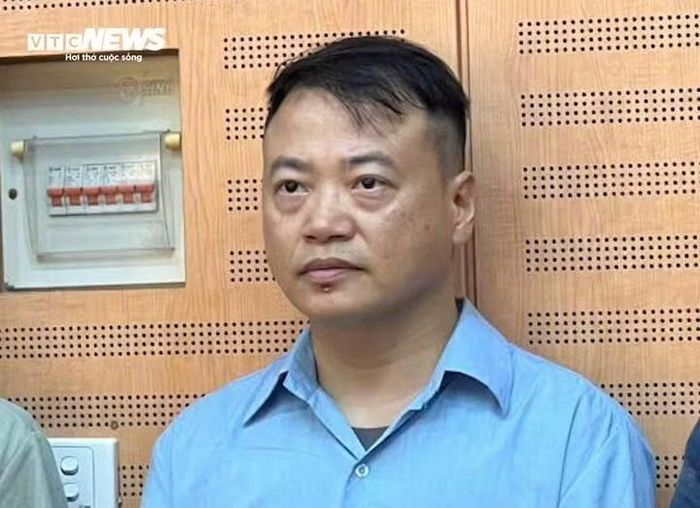 Nguyễn Hòa Bình (tức "Shark" Bình).