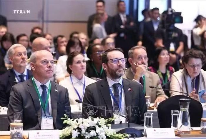 Các đại biểu trong nước và quốc tế tham dự hội thảo. Ảnh: An Đăng/TTXVN