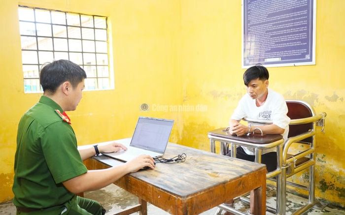 Đối tượng Công tại cơ quan Công an.
