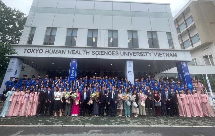 Cùng chụp hình lưu niệm dịp Lễ khai giảng năm học mới (ngày 05/10/2026)