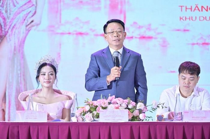Nhà báo Phùng Công Sưởng - Tổng Biên tập Báo Tiền Phong, Trưởng Ban Tổ chức Hoa hậu Việt Nam 2026 thông tin tới các cơ quan thông tấn báo chí. Nguồn CTTĐTTP