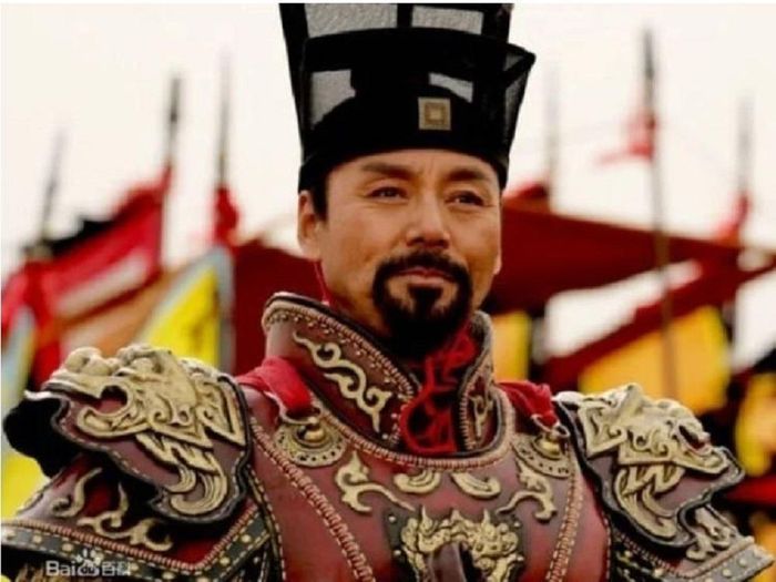 Là thái giám nhưng Đồng Quán làm tướng, được phong vương.