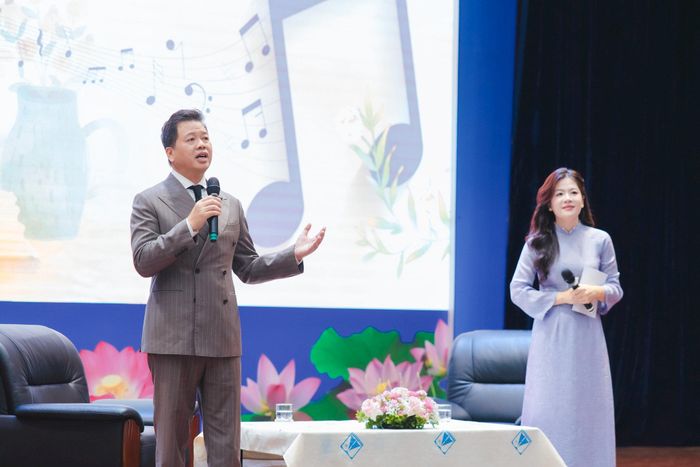 NSƯT Đăng Dương tại chương trình. Ảnh: NTCC