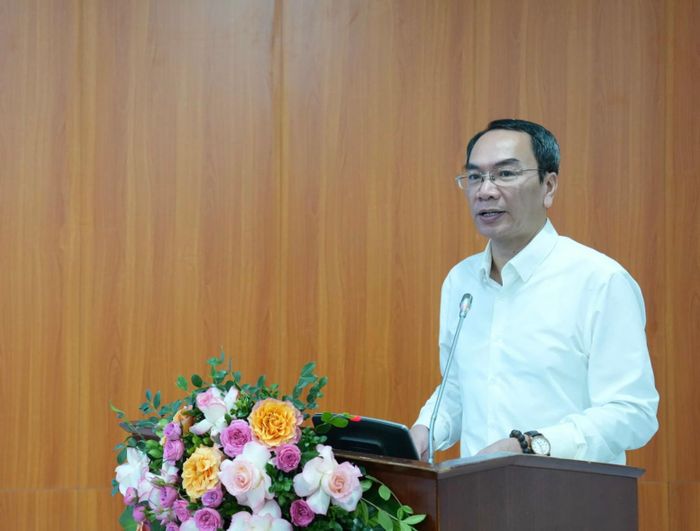 PGS.TS Chu Văn Tuấn, Viện trưởng Viện Xã hội học và Tâm lý học phát biểu. Ảnh: Hữu Tiệp