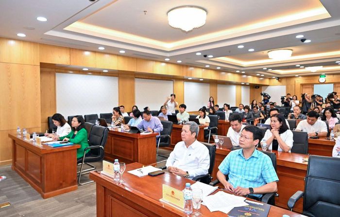 Toàn cảnh họp báo. Ảnh: P.V