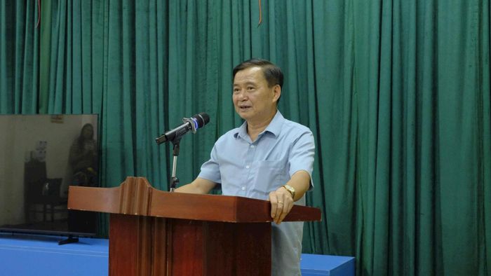 Phó Chủ tịch UBND phường Cầu Giấy Lương Mậu Hùng phát biểu tại chương trình - Ảnh PV