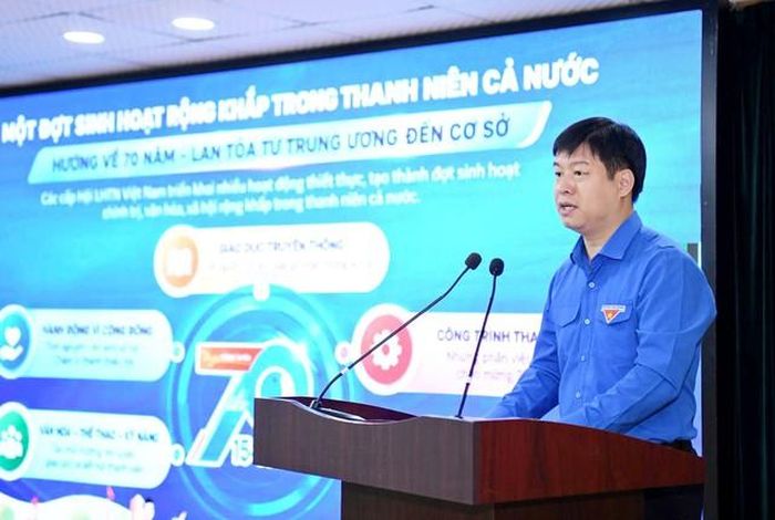 Anh Lê Hải Long, Trưởng ban Công tác Thanh thiếu nhi T.Ư Đoàn, PCT thường trực T.Ư Hội Liên hiệp thanh niên Việt Nam chia sẻ tại chương trình