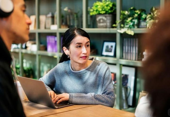 Trong những tình huống cần đưa ra lựa chọn, trực giác của Thiên Bình có thể trở thành một lợi thế. Ảnh minh họa