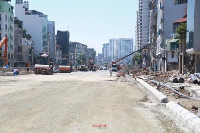 Khi hoàn thành và đưa vào khai thác, tuyến đường sẽ mở ra một luồng lưu thông huyết mạch mới, giải tỏa áp lực ùn tắc nghiêm trọng cho các trục đường Cầu Giấy, Trần Thái Tông, Dương Đình Nghệ. Đồng thời hoàn thiện diện mạo hạ tầng đô thị hiện đại cho khu vực phía tây Thủ đô.