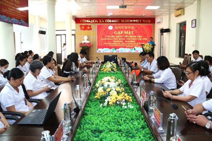 Quang cảnh buổi gặp mặt nhân Ngày Sức khỏe tâm thần thế giới (10/10). Ảnh: Tiến Sinh