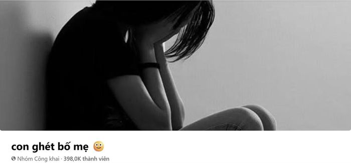 Số lượng thành viên nhóm tăng lên 398 nghìn người với sự tham gia của nhiều phụ huynh vào ngày 5/10 rồi bất ngờ "bay màu" ngay sau đó.
