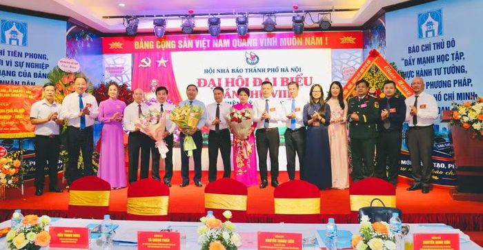 Ban chấp hành Hội Nhà báo thành phố Hà Nội nhiệm kỳ 2026-2031 ra mắt Đại hội