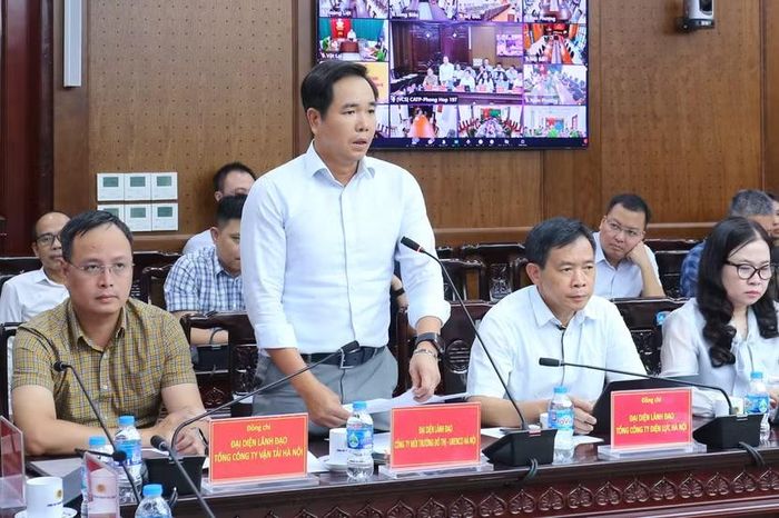Đại diện các Sở, ngành thành phố và các đơn vị trong CATP tham luận tại hội nghị