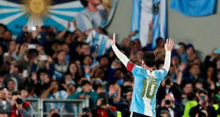  Việc Messi rời tuyển mang đến bài toán lớn cho Argentina. Ảnh: Reuters. 