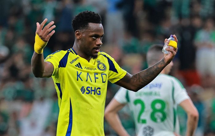  Aston Villa bán Durán cho Al-Nassr đầu năm 2025 trong thương vụ có thể đạt 71 triệu bảng, chỉ hai năm sau khi mua anh với giá khoảng 18 triệu bảng. 