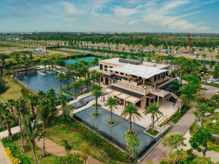 Elyse Island nằm trên đảo tự nhiên Đại Phước có quy mô 45 ha.