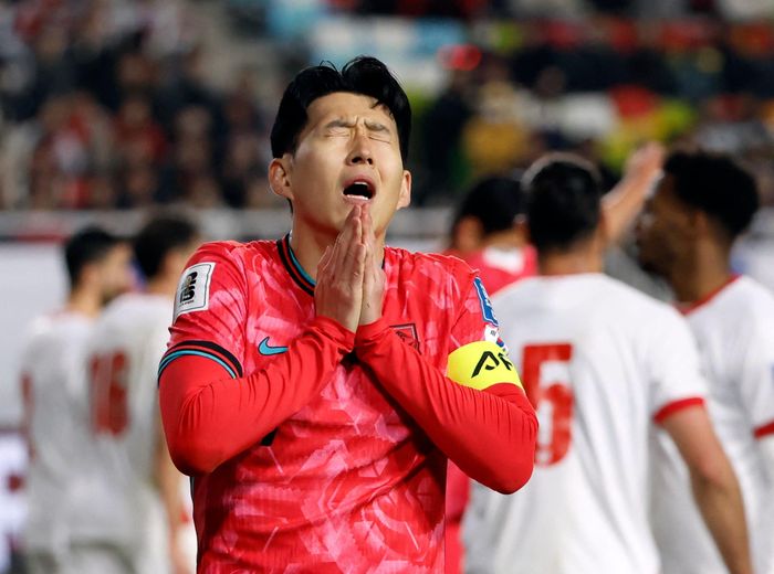 Son Heung-min bị cuốn vào khủng hoảng nội bộ tuyển Hàn Quốc.