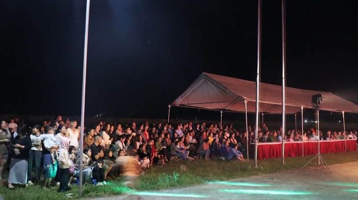 Chương trình thu hút đông đảo người dân Nật Sơn tham gia, cổ vũ