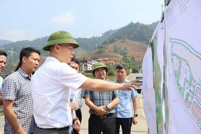 Phó Chủ tịch UBND tỉnh Lào Cai Nguyễn Thành Sinh và đoàn công tác khảo sát Dự án Khu đô thị mới Mù Cang Chải tháng 7.2026