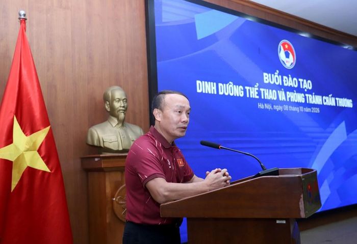 Tổng Thư ký LĐBĐ Việt Nam Nguyễn Văn Phú phát biểu