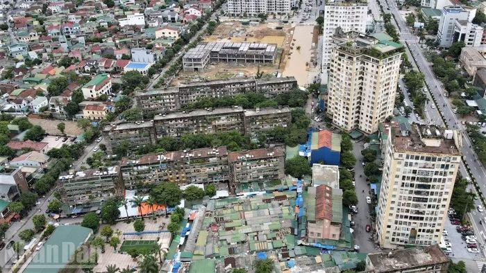 Các tòa chung cư cũ trên địa bàn phường Thành Vinh.