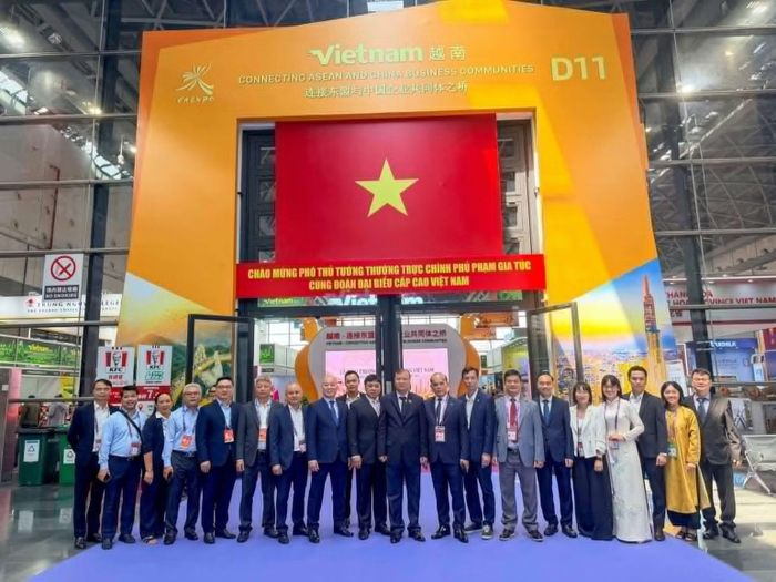 Các doanh nghiệp xúc tiến đầu tư tại Hội chợ Nam Ninh (Trung Quốc). (Ảnh: CTV)